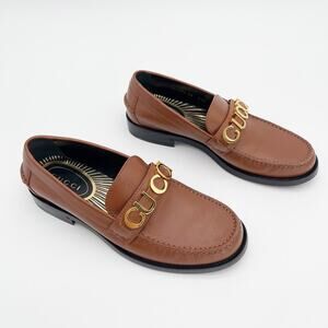 Gucci Cara Brown Pebbled Leather Gold Logo Hardware Loafers EU 38
